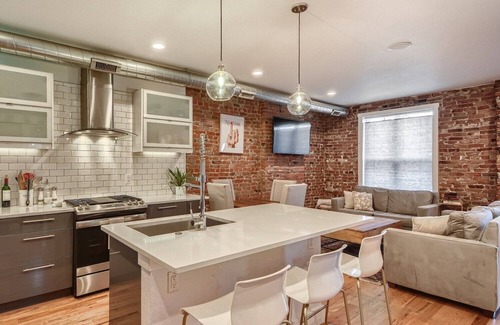 Cole House | Sleek and Stylish Denver Home - Walking Distance to RiNo