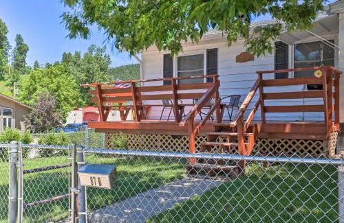 Deadwood Apartment | Sleek Deadwood Getaway Less Than 1 Mi to Downtown!