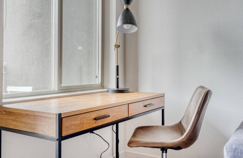 Fremont Apartment | Sleek Fremont 1BR w/ Gym & EV Charging, 5 mins to Tesla, by Blueground