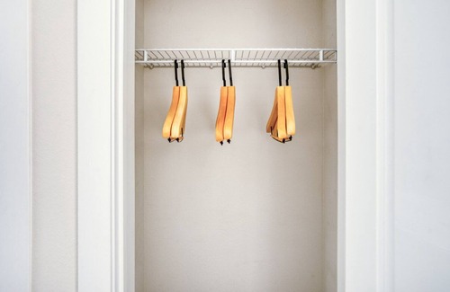 West Highland Apartment | Sleek Highland 1BR w/ Roof, Gym & W/D, near Highland Park, by Blueground