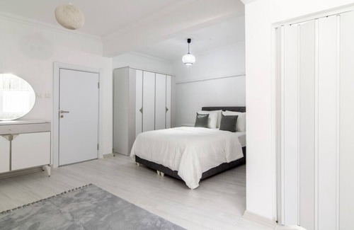 Besiktas Villa | Sleek House with a Lovely Terrace in Besiktas
