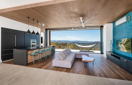 Tamarindo House | Sleek Modern Villa w - pool