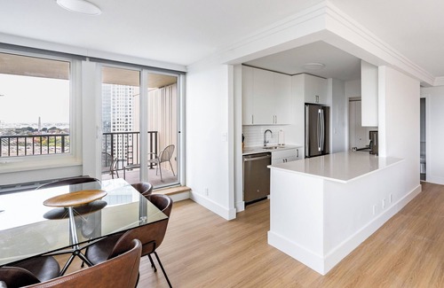 West End Apartment | Sleek One-Bedroom Apartment with Balcony in Boston