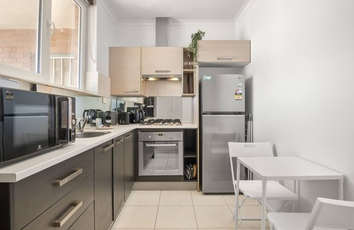 Richmond North Apartment | Sleek Richmond 1-Bed Close to Everything