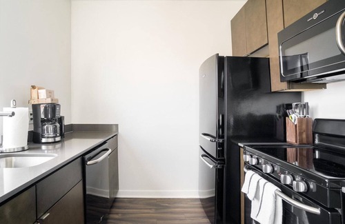 Shaw Apartment | Sleek Shaw 1BR w/Elevator, nr Dining & Green Spaces, by Blueground