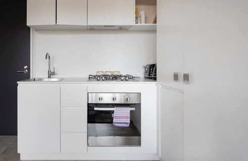 Collingwood Apartment | Sleek · Sleek Collingwood*FreeCarpark*Netflix*