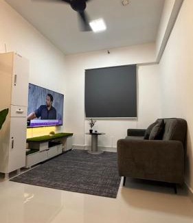Farukolhufushi Island Apartment | Sleek Stay