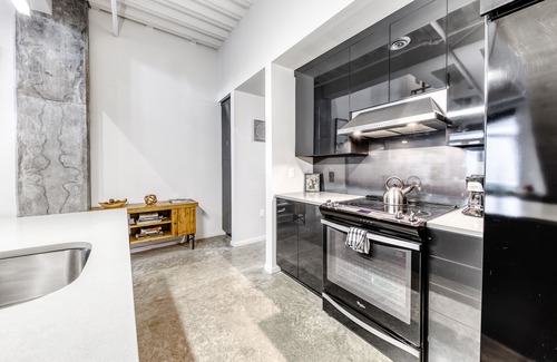 Nob Hill House | Sleek Townhome w/Patio - Walk to Amazing Restaurants, Breweries, Trails & Shops