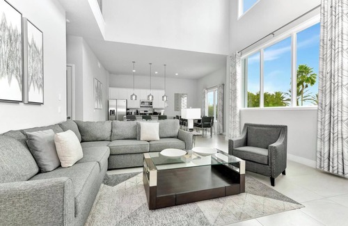 Reunion Hotel | Sleek Two Story Condo near Disney with Resort & Waterpark Access - B27-214