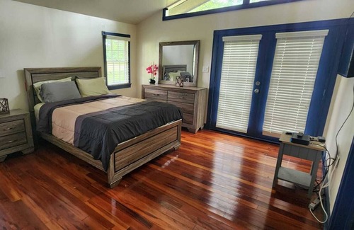 Loganville House | Sleep 8. Large house in Loganville