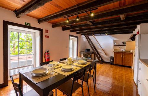 Ponta do Sol House | Sleep Among the Bananas! Rustic Cottage with Trails at Your Doorstep