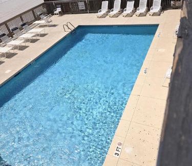 Garden City Apartment | Sleep by the Sea