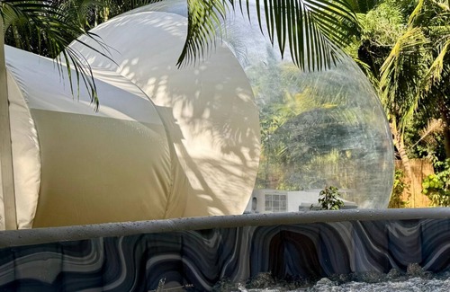 Riviere-Salee House | Sleep in a bubble in an unusual accommodation in Martinique!