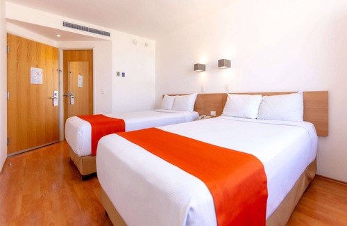 Leon Hotel | Sleep Inn Leon Antares