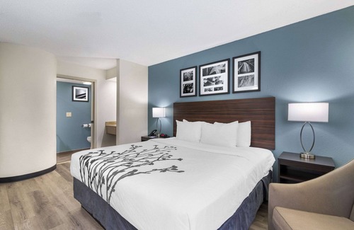 Charleston Hotel | Sleep Inn Mt. Pleasant - Charleston