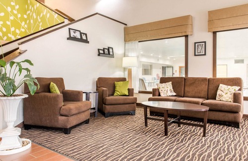 Columbus Hotel | Sleep Inn & Suites Columbus South