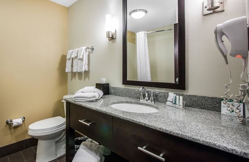 Grand Forks Hotel | Sleep Inn & Suites Grand Forks Near Alerus Center