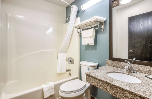 Tallahassee Hotel | Sleep Inn & Suites Tallahassee-Capitol