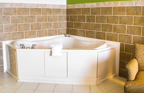 Lexington Hotel | Sleep Inn & Suites Virginia Horse Center