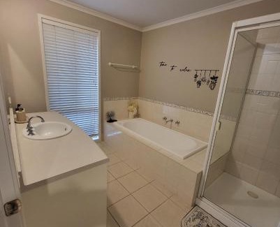 Craigieburn House | Sleep Nap Netflix Repeat - Room 2