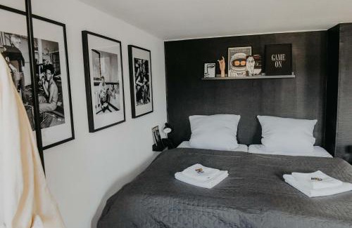 Celle Apartment | sleepArt Black&White