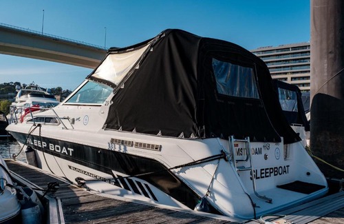 Campanha Boat Rental | SLEEPBOAT YACHT