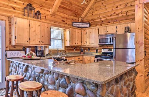 Ellijay House | Sleeping Bear Cabin in Coosawattee Resort!