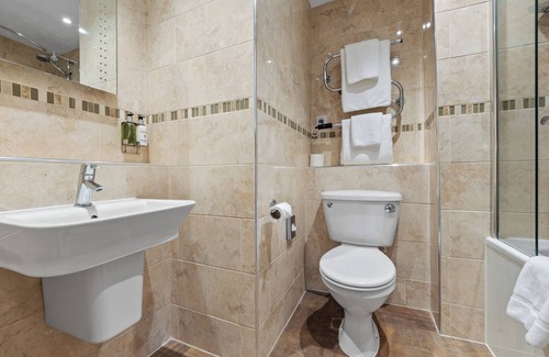 Dorchester Hotel | Sleeping Bear Hotel Dorchester