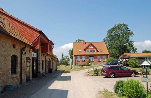 Putbus House | Sleeping berth in Heukoje (Box 4) - Hay bunks on the farm