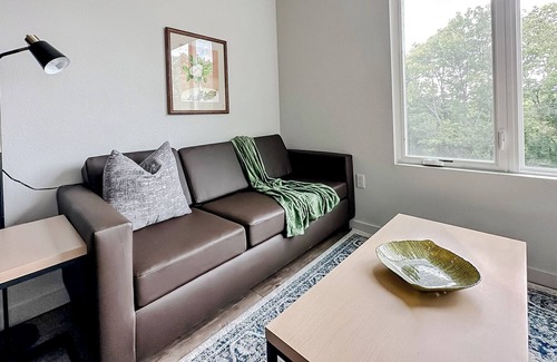 Bowling Green Apartment | Sleepover: Breathtaking 1BD/1BA - Bowling Green