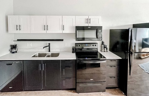 Bowling Green Apartment | Sleepover: Breathtaking 1BD/1BA - Bowling Green