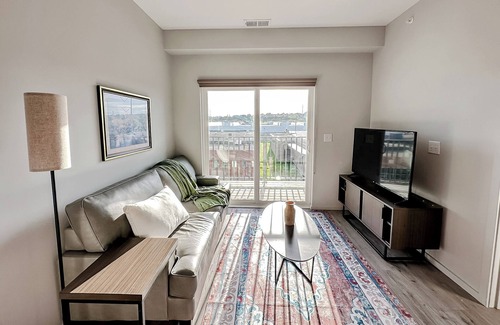 Downtown Omaha Apartment | Sleepover: Hip 1BD/1BA + Balcony- Downtown Omaha