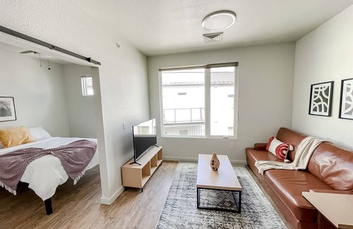 Bowling Green Apartment | Sleepover: Stylish 1BD/1BA - Bowling Green