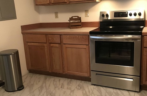 Duchesne Apartment | SLEEPS 11 ! BRAND NEW APARTMENT WITH STAINLESS STEEL APPLIANCES