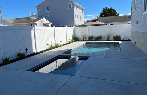Brigantine House | Sleeps 12- 2 min walk to beach: Newly constructed 5-BR house in N Brigantine .