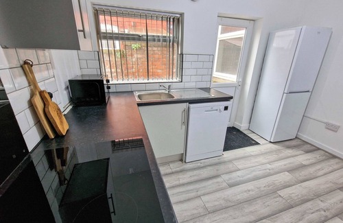 Clayton House | Sleeps 16 Etihad/Co-Op Live home by City SuperHost