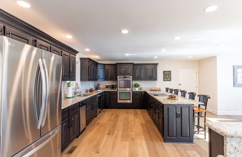 Big Creek House | Sleeps 16 - On a deep & wide cove - 85+ GREAT reviews - HUGE dock - See our pics
