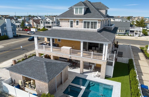 Stone Harbor House | Sleeps 24 - 90 steps to the Beach!