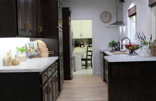 Fallbrook Cottage | Sleeps 4. Private casita in the country.
