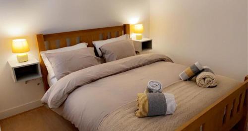 Portrush Apartment | Sleeps 6 Centre of Portrush, Main street, Coastal Links Apartment 12