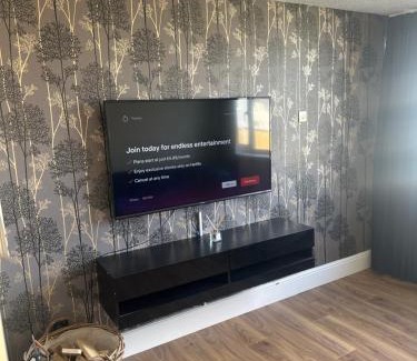 Haverfordwest House | Sleeps 6