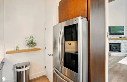 Sand Lake House | Sleeps 8,Fire Pit,Walk to Lake