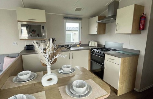 Morecambe Cabin | Sleeps 8-Sea View-Pets-Pool-Parking