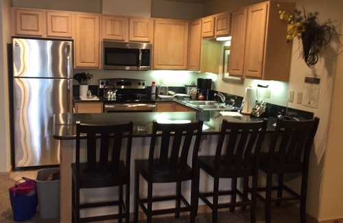 Four O'Clock Apartment | Sleeps 8, Spacious 2 bed 2 bath apartment in Ski-in/out resort.