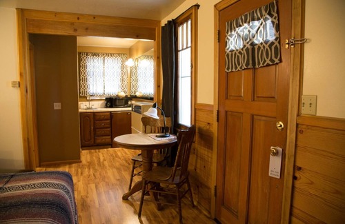 Big Bear Lake Cabin | Sleepy Forest Cottages