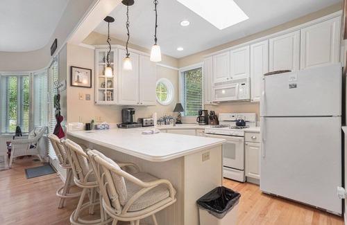 South Haven Cottage | SLEEPY HOLLOW BEACH RESORT INTRODUCES COTTAGE 8A!