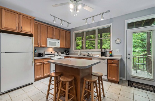 South Haven Villa | Sleepy Hollow Beach Resort introduces Patio 28