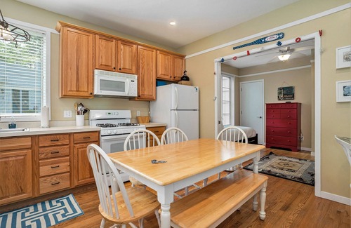 South Haven Condo | Sleepy Hollow Beach Resort introduces Gateway 52