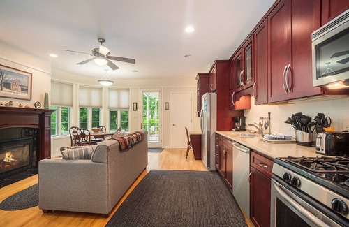 South Haven Condo | Sleepy Hollow Beach Resort introduces Gateway 50