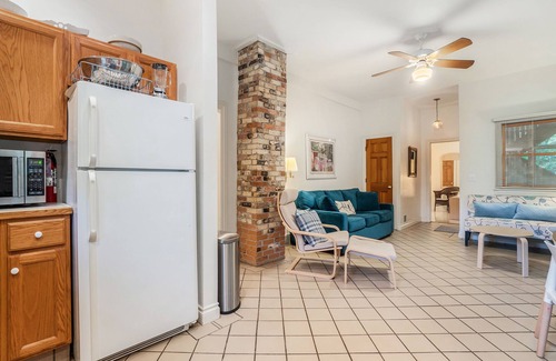 South Haven Cabin | Sleepy Hollow Beach Resort introduces Stonebridge 37A